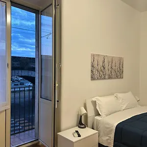 archi-di-mare-apartments.taorminaitalyhotels.com/